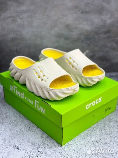 Шлёпанцы Crocs