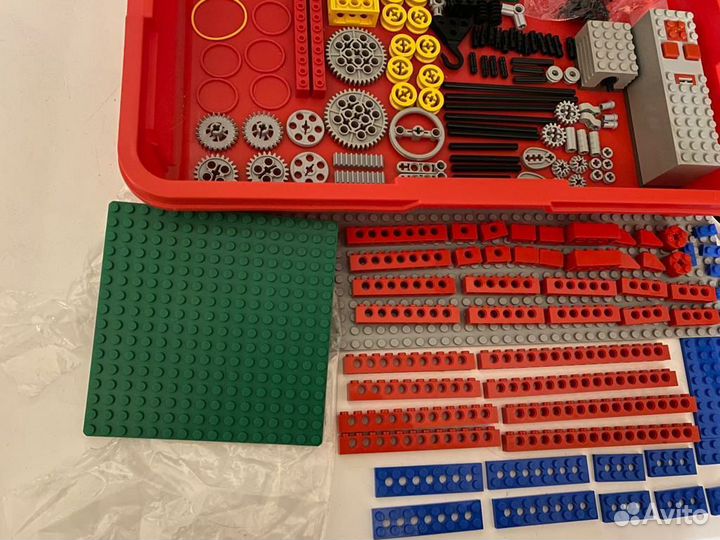 Набор 9645 Motorized Slmple Machines Set Lego