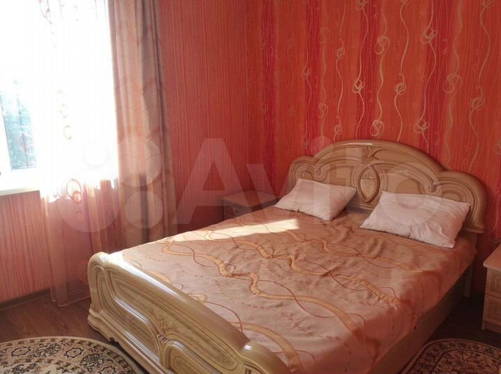 Комната 18 м² в 4-к., 1/2 эт.