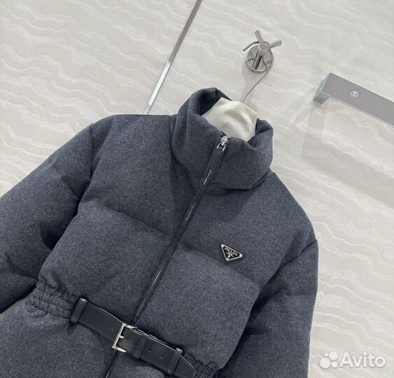 Пуховик Prada Absolutely Hit