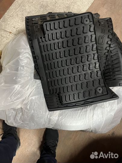 Оригинал коврики ауди ку5, ку 7