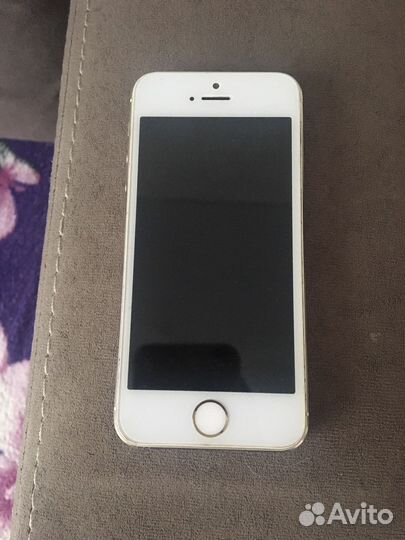 Телефон iPhone 5s