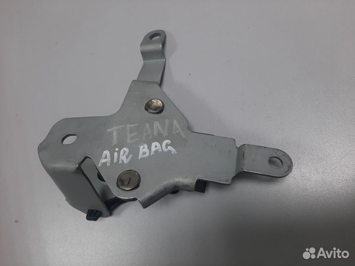 Датчик ускорения Nissan Teana J32