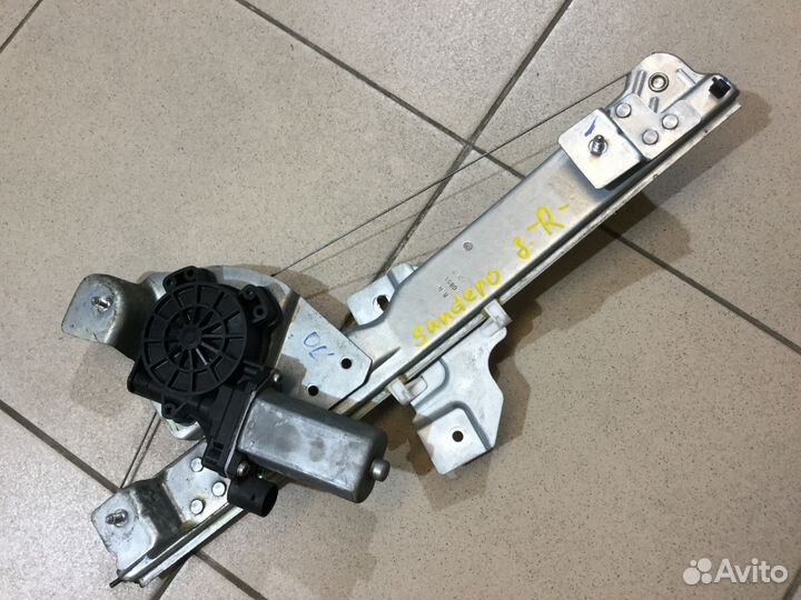 Стеклоподъемник задний правый Рено Сандеро 09-14