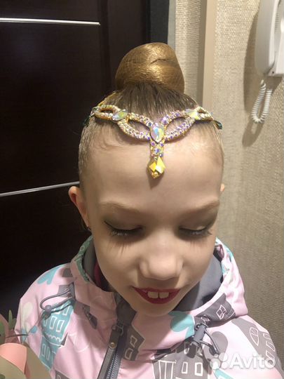 Украшение на голову для художественной гимнастики