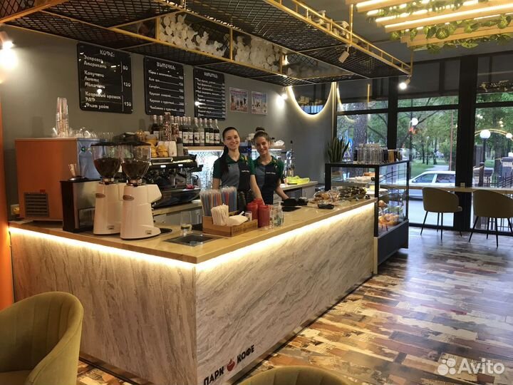 Повар в кофейню