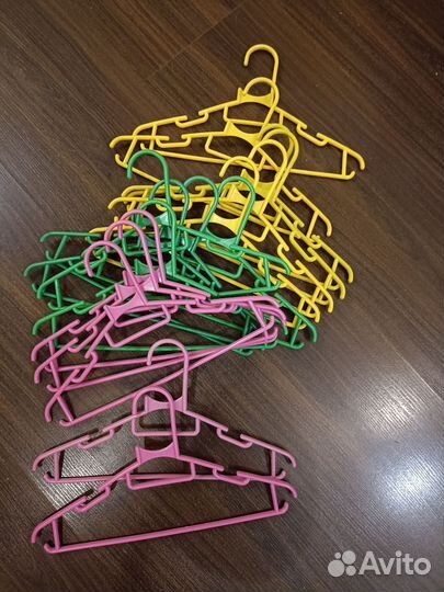 Вешалки плечики детские