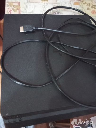 Игровая приставка Sony PlayStation 4 Slim на 1 Tb
