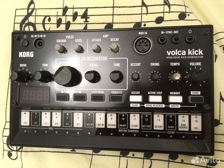 Korg Volca Kick с блоком питания Korg