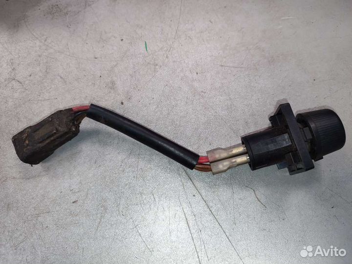 Кнопка корректора фар на Opel Frontera A