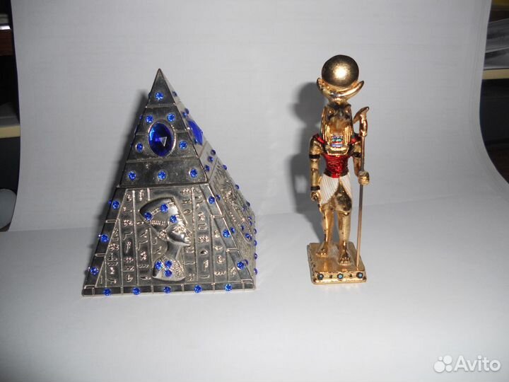 Пирамидка фигурка статуэтка скарабей Египет Амон-Р