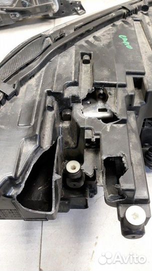 Фара левая Volkswagen Polo