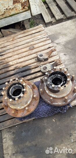 Ступицы задние маз-4370. Зубрёнок