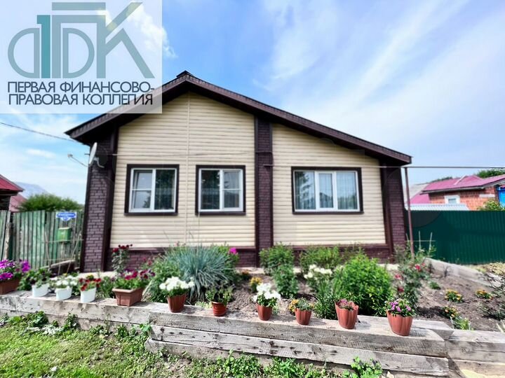 Дом 65 м² на участке 30 сот.