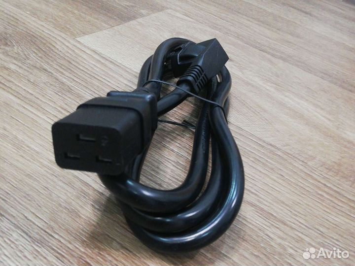 Кабель питания c19 для асика