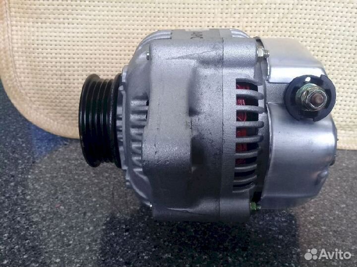 Генератор не оригинал новый Suzuki Grand Vitara 31