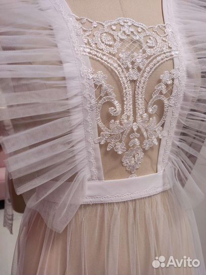 Фартук школьный белый из фатина новый