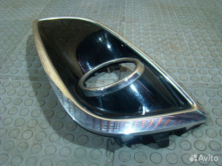 Hyundai ix35 Рамка противотуманной фары правой