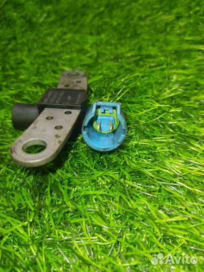 Датчик Коленвала