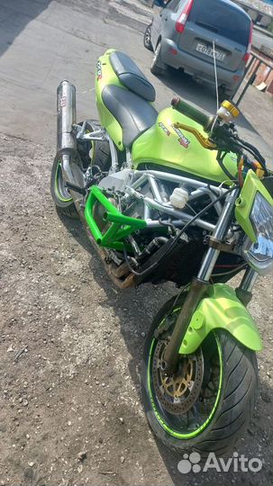 Kawasaki zx9r стритфайтер