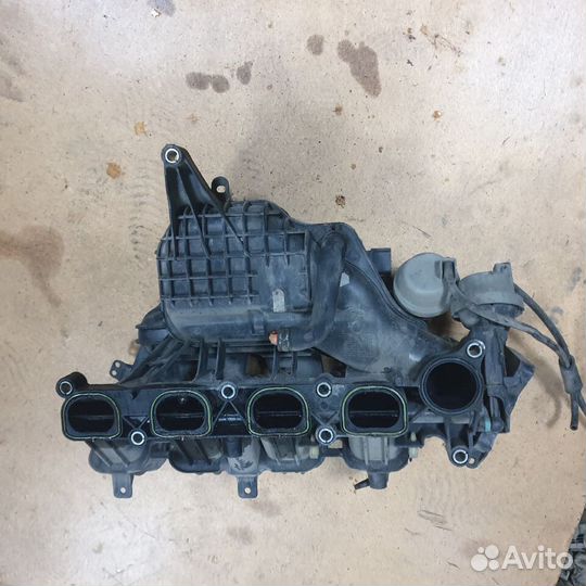 Впускной коллектор Volvo S40 II 2.0 B4204S3