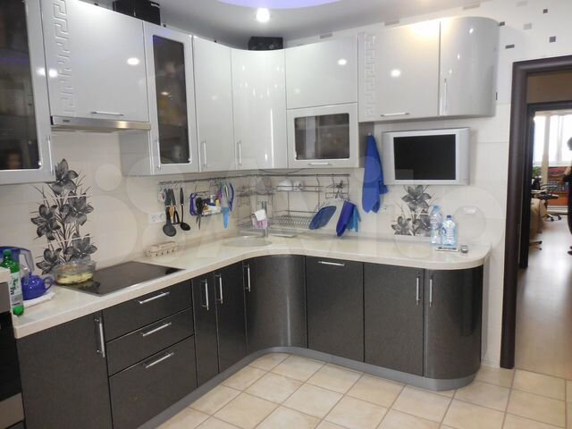 2-к. квартира, 78 м², 14/17 эт.