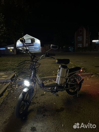 Электровелосипед Minako v8 pro + 2 аккума