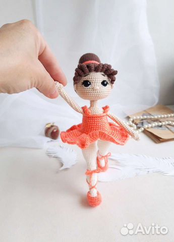 Кукла балерина вязаная, игрушка ручной работы