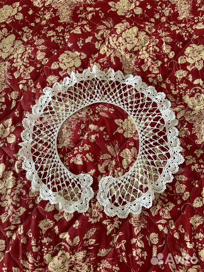 Салфетки, воротнички вязаные крючком