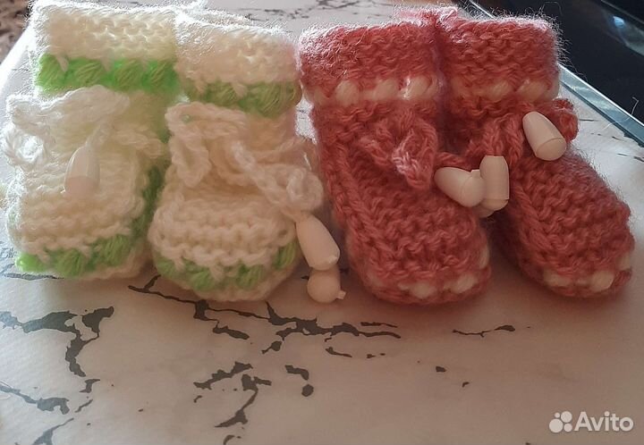 Детские варежки,носочки,пиньетки