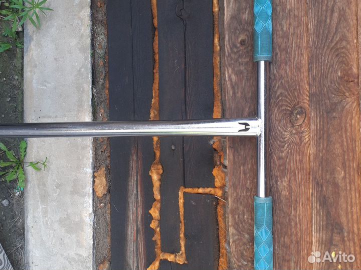 Продаю руль этик тртанон, сплав сталь,цвет серебр