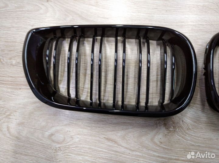 Решетка радиатора ноздри BMW e46 рестайлинг