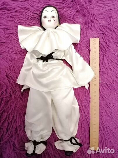 Кукла фарфоровая, винтажная