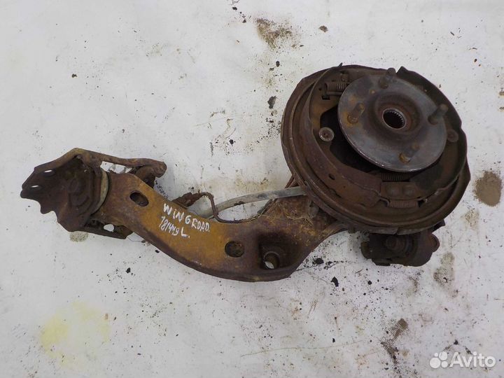 Кулак поворотный nissan wingroad задний левый