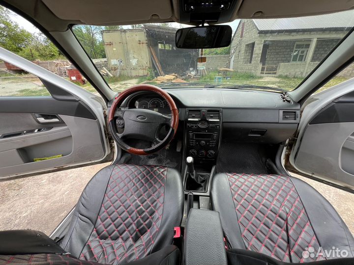 LADA Priora 1.6 МТ, 2011, 293 000 км