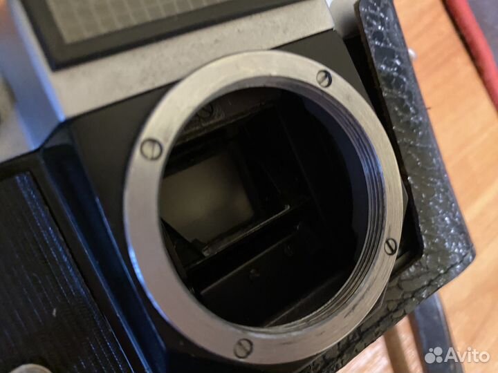 Пленочный фотоаппарата зенит