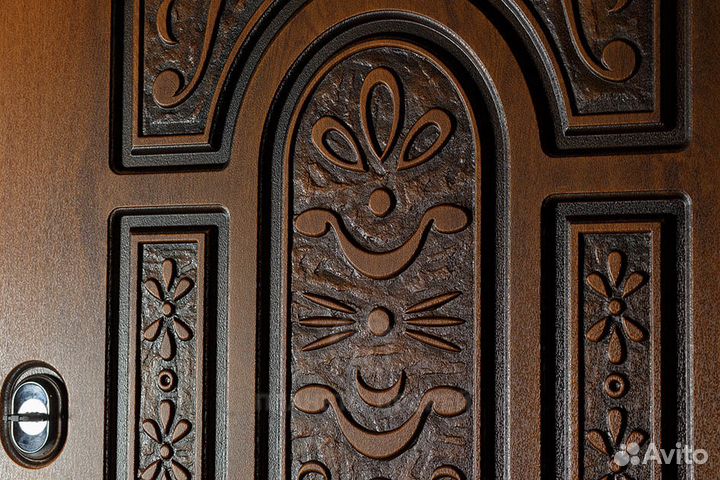 Входная металлическая дверь Дива Рим Голден Оак