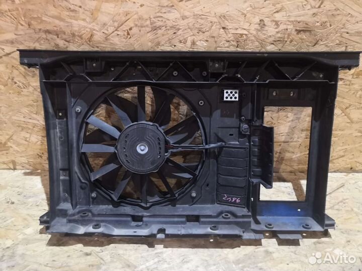 Передняя панель с вентилятором Peugeot 3008