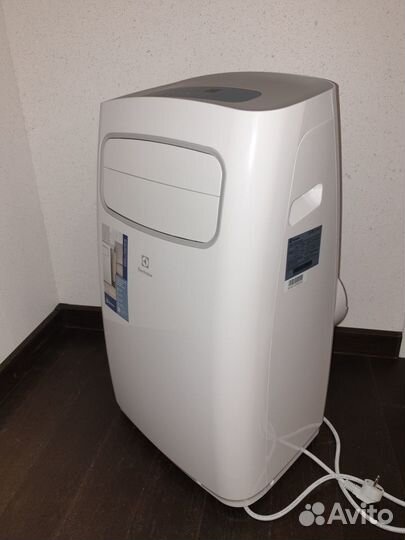 Мобильный кондиционер Electrolux eacm-12 MSF/N3