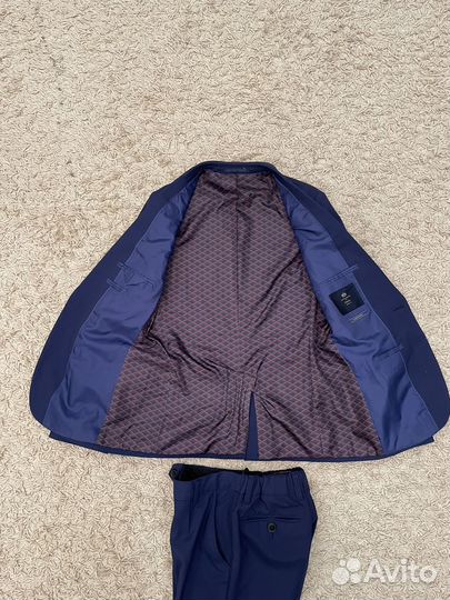 Костюм школьный классический