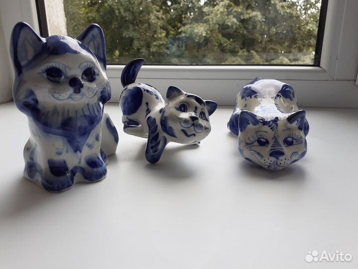 Кот сувенир гжель