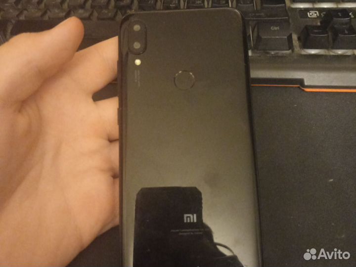 Xiaomi Mi Play, 4/64 ГБ