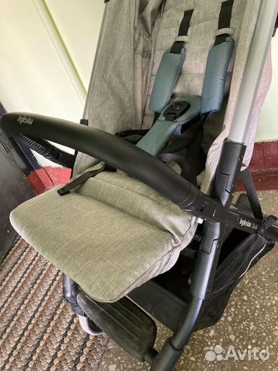 Коляска прогулочная Inglesina Quid