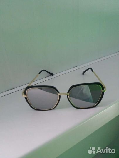 Солнцезащитные очки женские