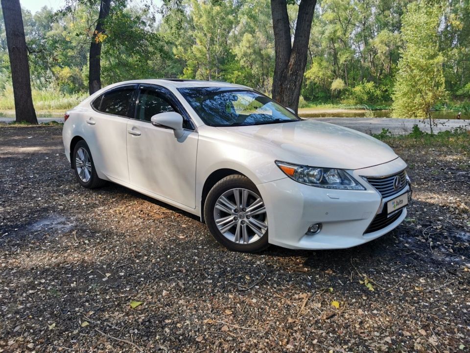 Lexus ES: фото владельца