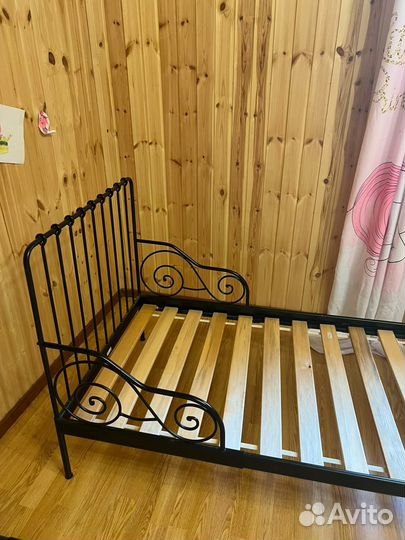 Детская кровать IKEA с матрасом