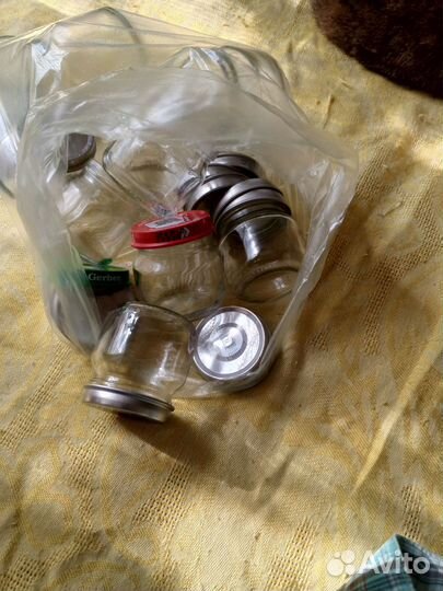 Отдам бесплатно банки