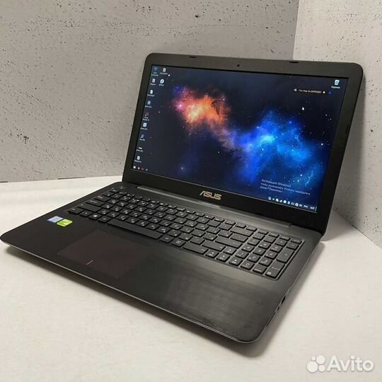 Ноутбук Asus X556U
