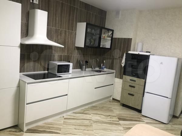 1-к. квартира, 42 м², 18/24 эт.