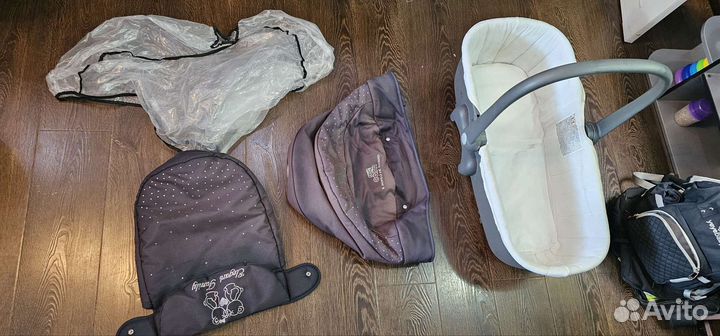 Продам коляску и стул для кормления